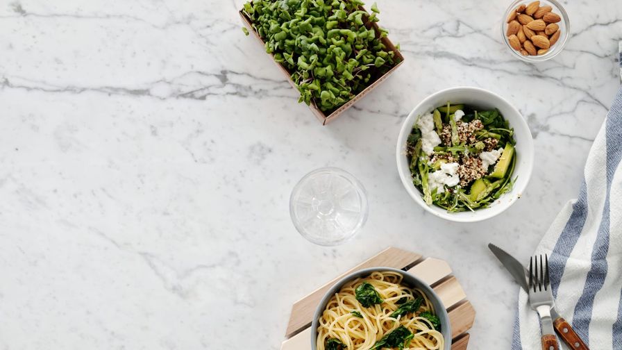 Composición de alimentos y platos asociados a Menú dieta alcalina: semana 1.