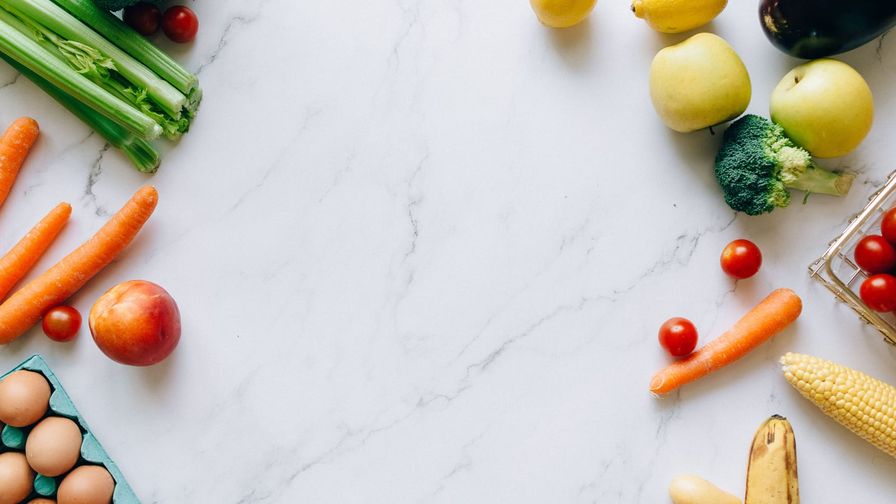 Composición de alimentos y platos asociados a Menú dieta Clínica Mayo: semana 1.